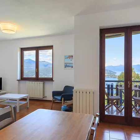 Sereno - By Impero House Apartment Stresa